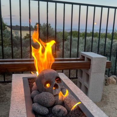 Ceramic Fire Skull - Grey - Large